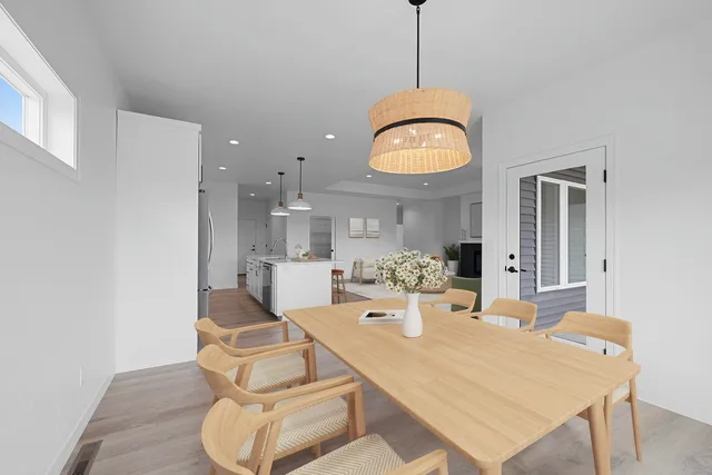 $479,000 | 4001 Antwerp Avenue, Howard, WI 54313