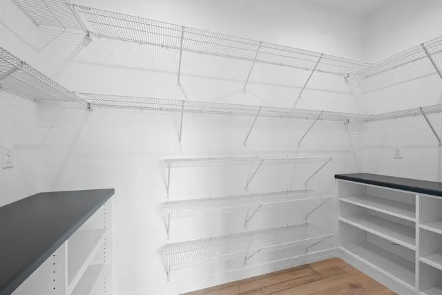 $479,000 | 4001 Antwerp Avenue, Howard, WI 54313