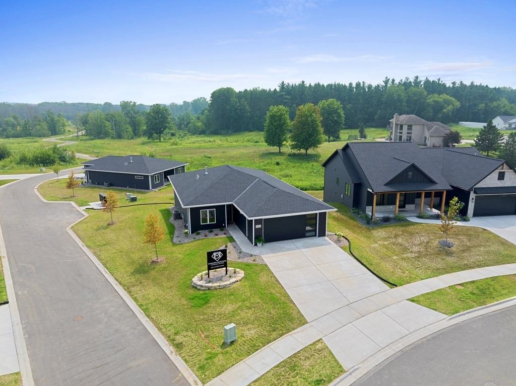 4001 Antwerp Avenue Howard, WI 54313 - Photo 2 of 52