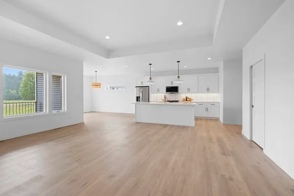 $479,000 | 4001 Antwerp Avenue, Howard, WI 54313