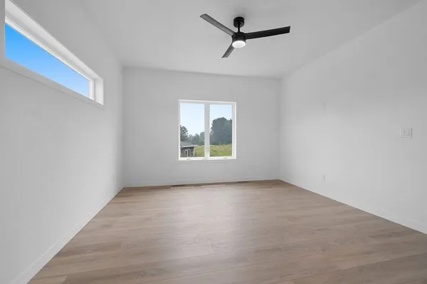 $479,000 | 4001 Antwerp Avenue, Howard, WI 54313