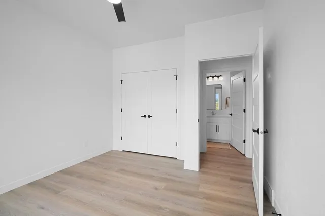 $479,000 | 4001 Antwerp Avenue, Howard, WI 54313