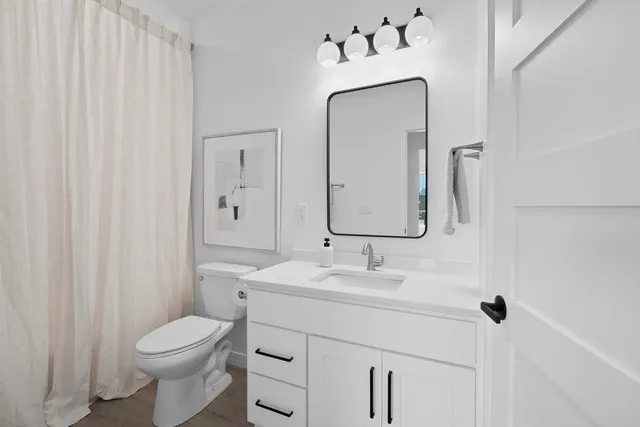 $479,000 | 4001 Antwerp Avenue, Howard, WI 54313