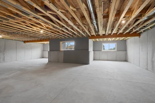 $479,000 | 4001 Antwerp Avenue, Howard, WI 54313