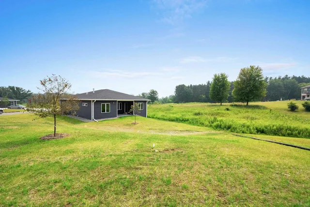 $479,000 | 4001 Antwerp Avenue, Howard, WI 54313