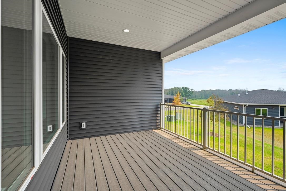 4001 Antwerp Avenue Howard, WI 54313 - Photo 9 of 52