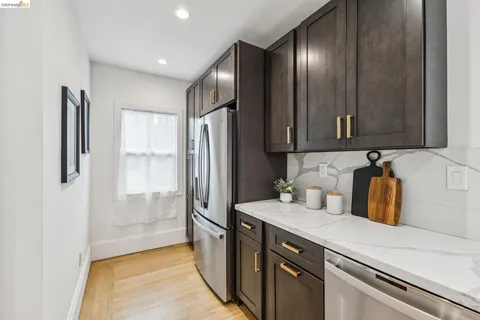 $1,099,000 | 3435 Dimond Avenue, Oakland, CA 94602