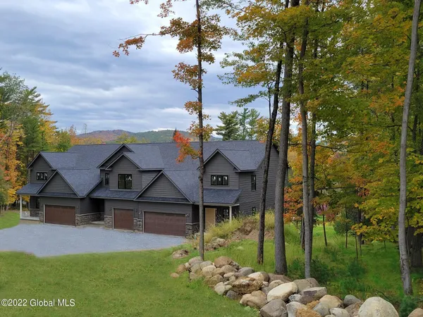 $575,000 | 9 Hill Crest Lane, Unit 2, Lake George, NY 12845