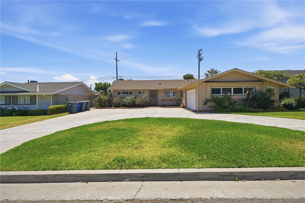 5041 Ridglea Avenue Buena Park, CA 90621 - Photo 2 of 60 FRONT