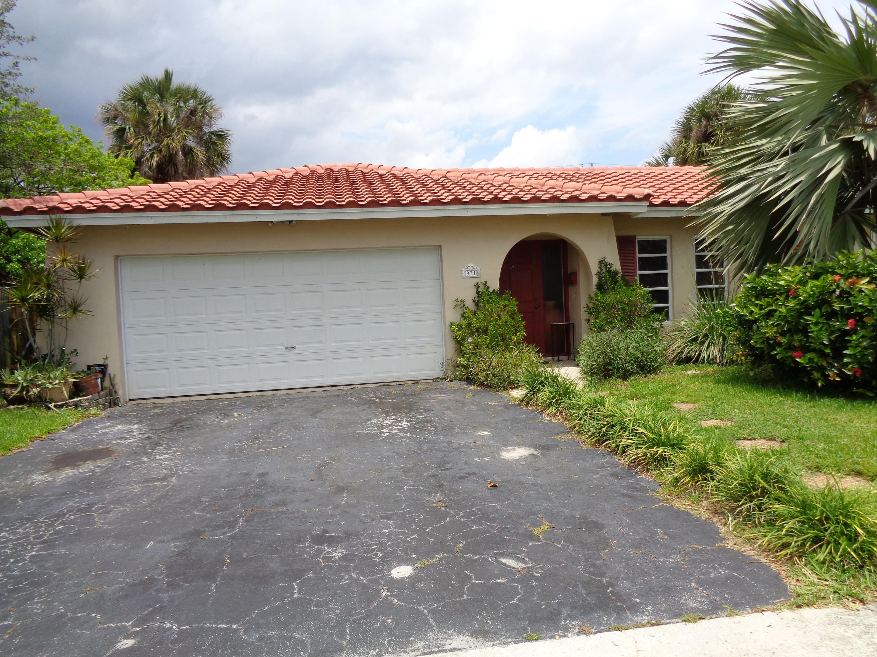 971 Southwest 7th Street Boca Raton, FL 33486 - Photo 1 of 11 Exterior