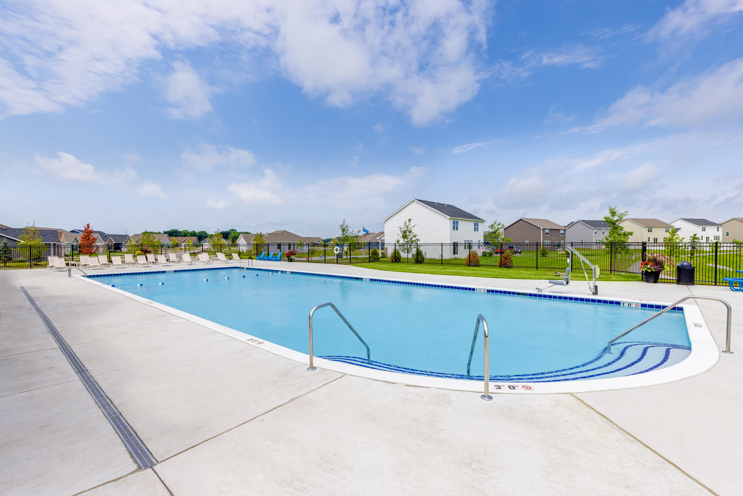 11084 Green Place Winfield, IN 46307 - Photo 23 of 39 3000x2001