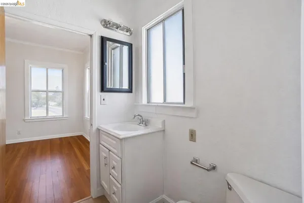 $950,000 | 876-880 52nd Street, Oakland, CA 94608