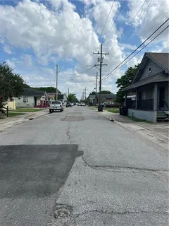$27,000 | 1728 Mazant Street, New Orleans, LA 70117
