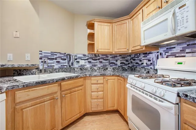 $155,000 | 4008 Orchard Hill Terrace, Stone Mountain, GA 30083