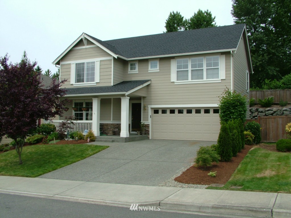 2218 Southeast 2nd Place Renton, WA 98056 - Photo 1 of 14 Gallery Image 1