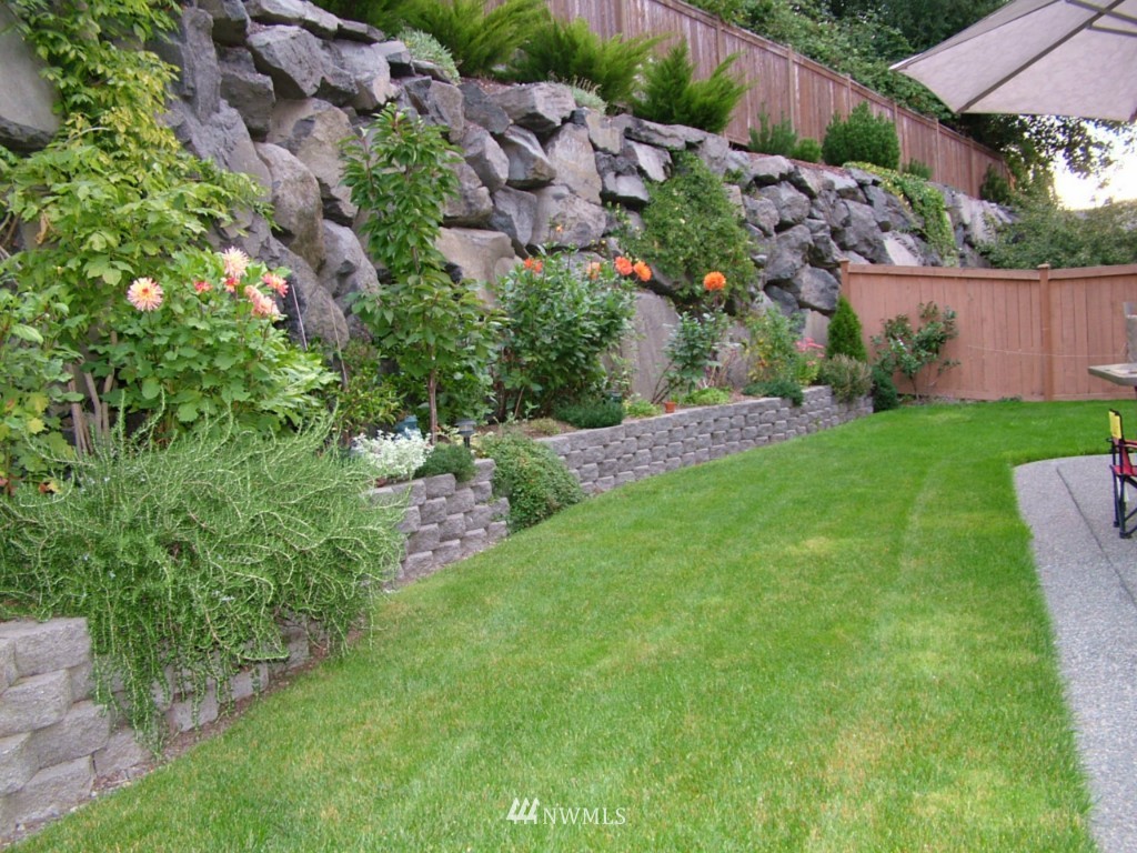 2218 Southeast 2nd Place Renton, WA 98056 - Photo 11 of 14 Gallery Image 11