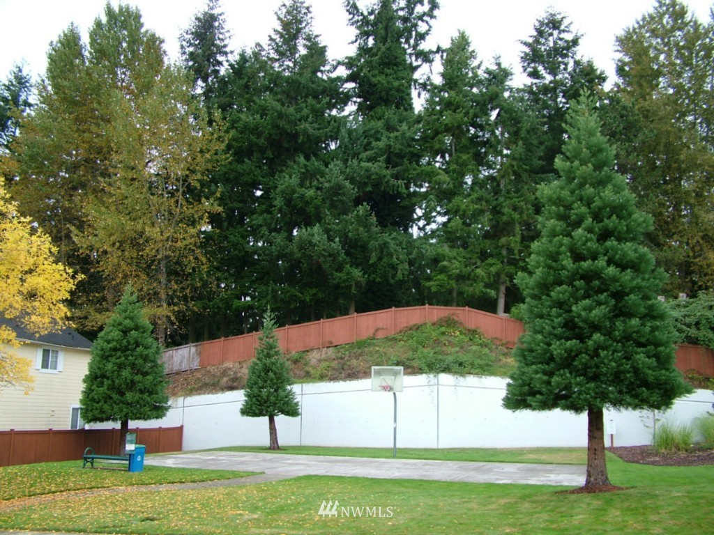 2218 Southeast 2nd Place Renton, WA 98056 - Photo 14 of 14 Gallery Image 14