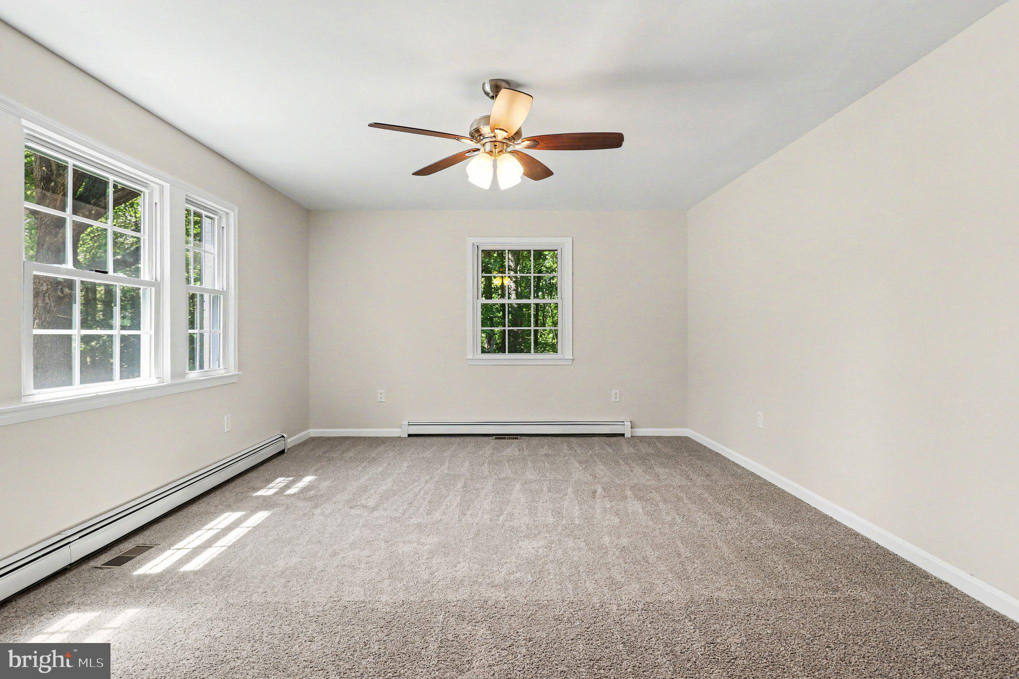 9825 Valley Po Road Spotsylvania, VA 22551 - Photo 9 of 46 Formal Living room
