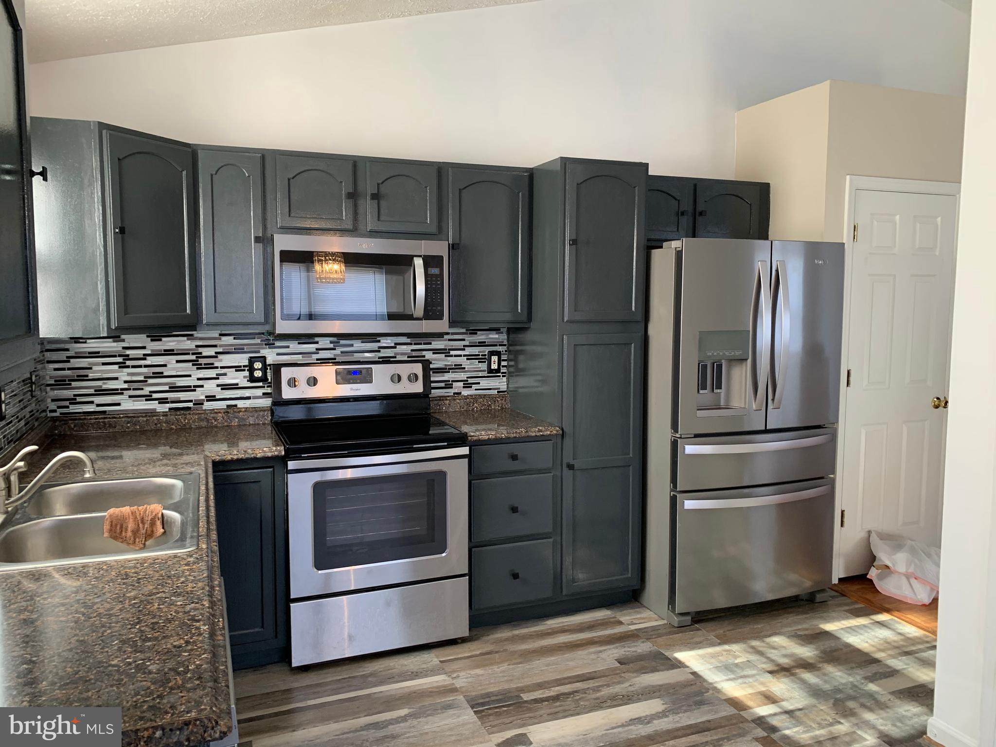 3930 Benson Avenue Halethorpe, MD 21227 - Photo 6 of 18 Beautiful Kitchen