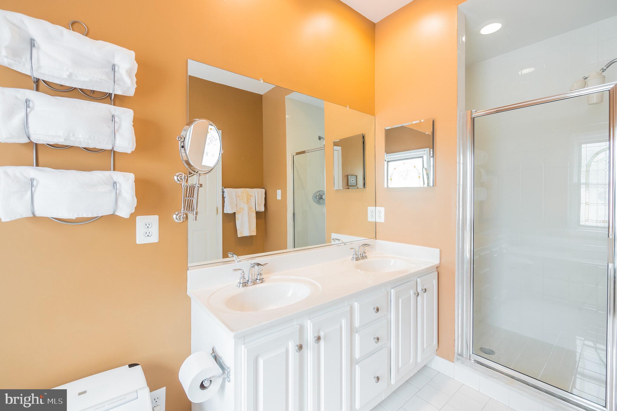 342 Hart Road Gaithersburg, MD 20878 - Photo 18 of 40 Gallery Image 18