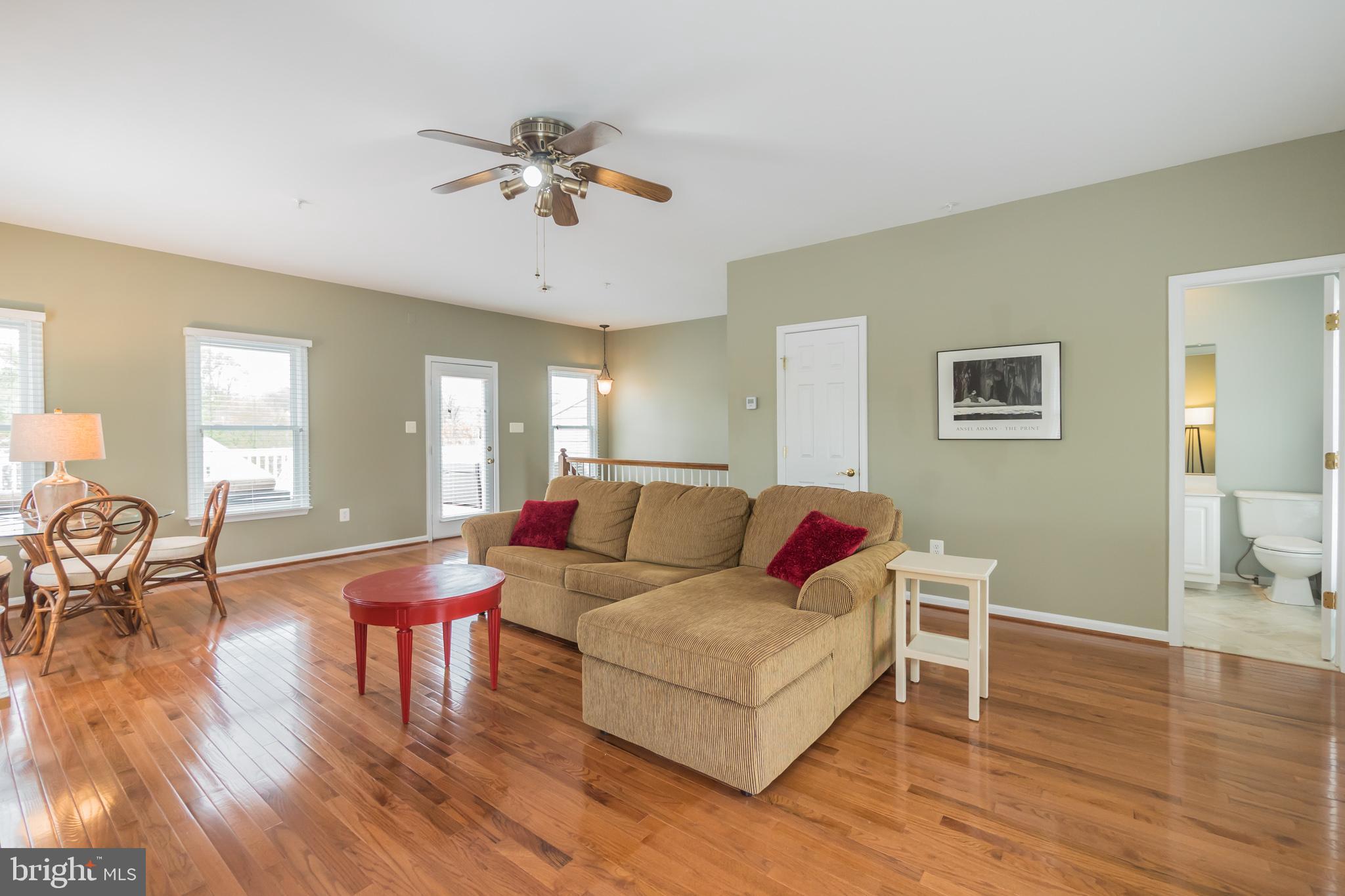 342 Hart Road Gaithersburg, MD 20878 - Photo 26 of 40 Gallery Image 26