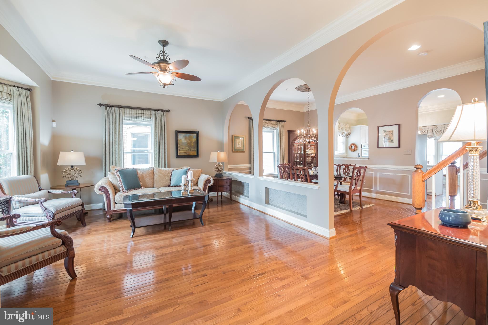 342 Hart Road Gaithersburg, MD 20878 - Photo 4 of 40 Gallery Image 4