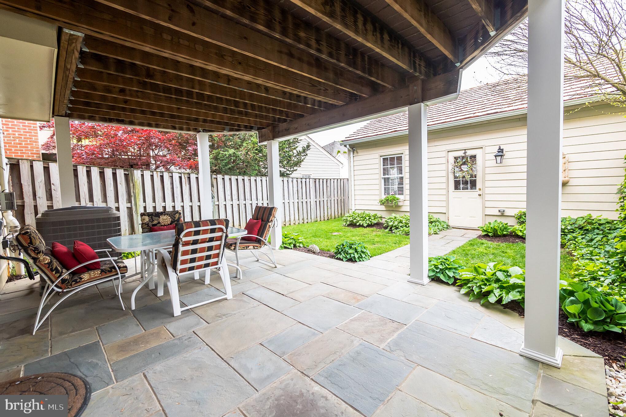 342 Hart Road Gaithersburg, MD 20878 - Photo 38 of 40 Gallery Image 38