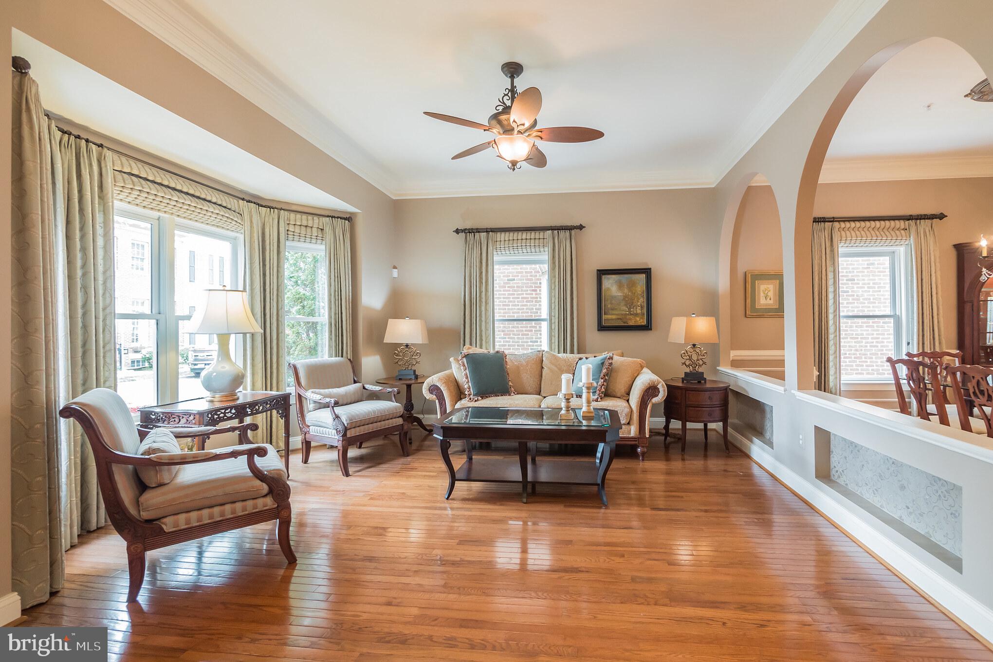 342 Hart Road Gaithersburg, MD 20878 - Photo 5 of 40 Gallery Image 5