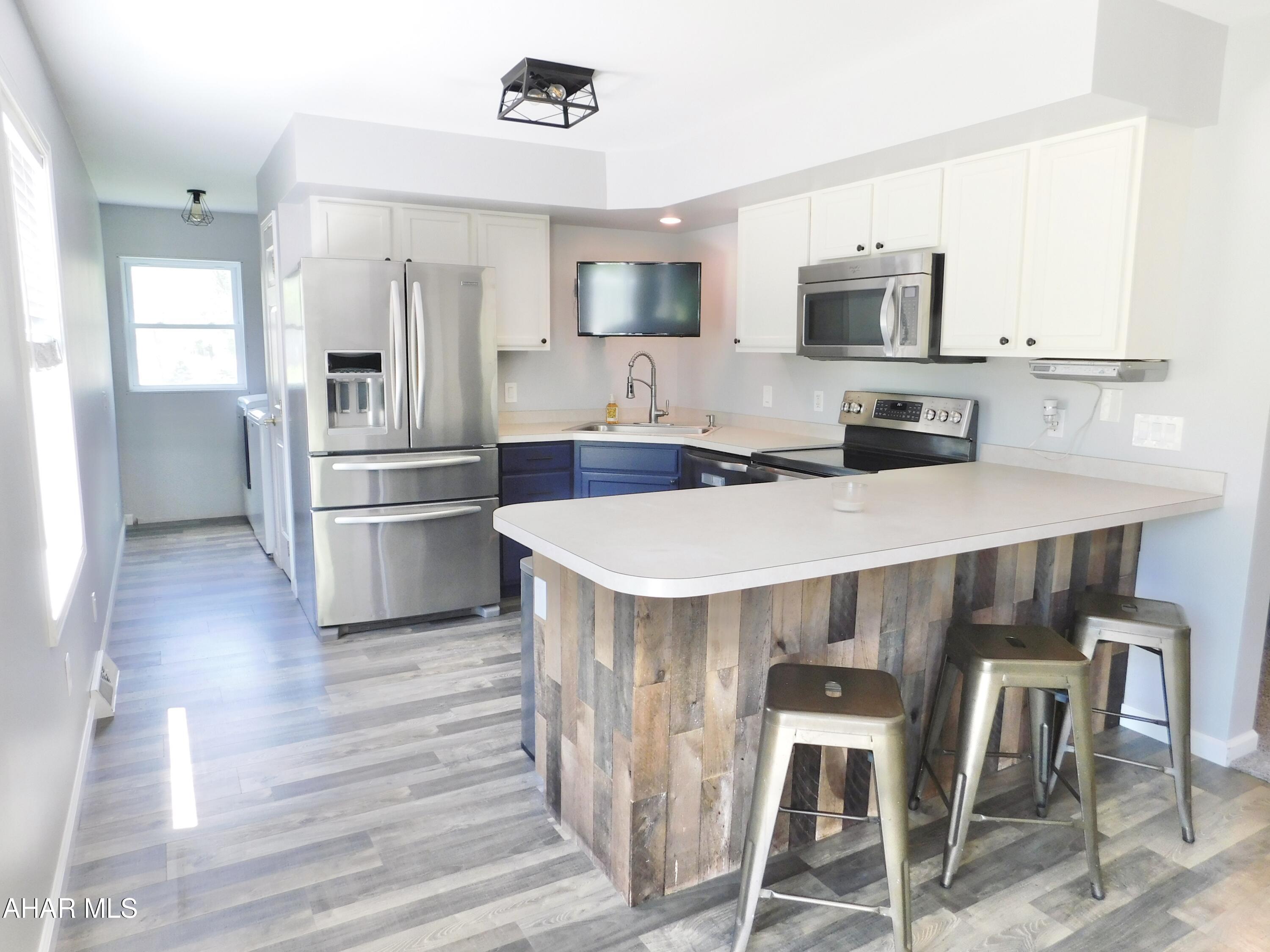 2037 Reightown Road Tyrone, PA 16686 - Photo 7 of 46 Kitchen
