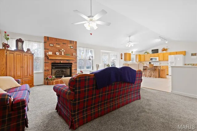 $469,900 | 435 Winchester Way, Winfield, MO 63389