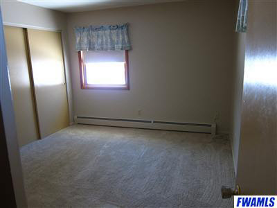10704 Jenn Ridge Drive Fort Wayne, IN 46804 - Photo 12 of 24 Gallery Image 12