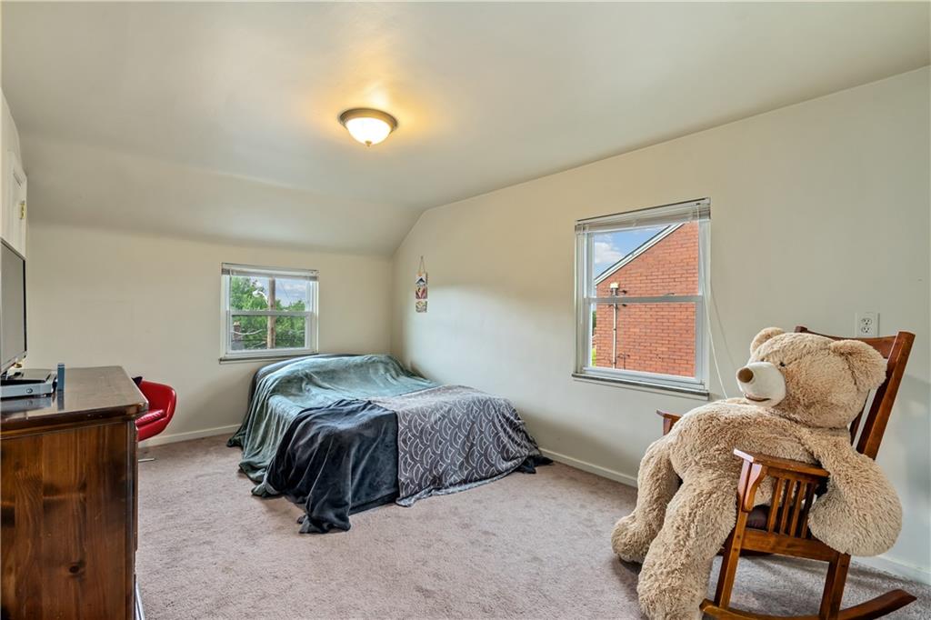 3408 Willett Road Pittsburgh, PA 15227 - Photo 20 of 34 2nd bedroom on the upper floor bedroom is 15x10