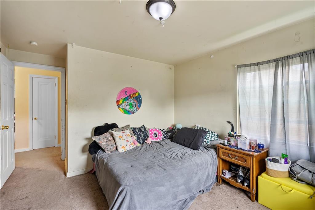 3408 Willett Road Pittsburgh, PA 15227 - Photo 21 of 34 3rd bedroom on the upper floor is 11x11