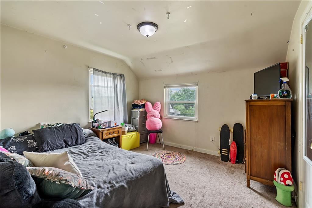 3408 Willett Road Pittsburgh, PA 15227 - Photo 22 of 34 3rd bedroom on the upper floor is 11x11