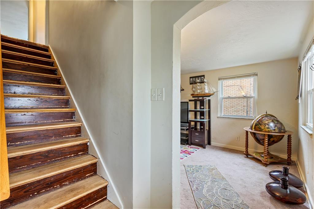 3408 Willett Road Pittsburgh, PA 15227 - Photo 3 of 34 Gallery Image 3