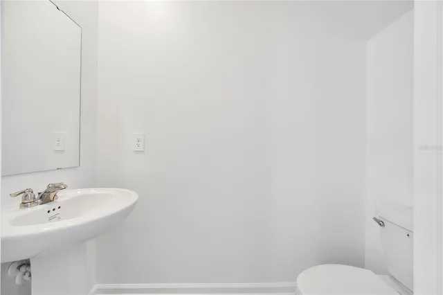 $2,200 | 3869 Corsican Lane, Lake Alfred, FL 33850