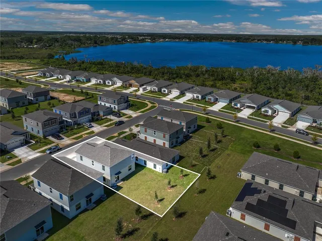 $2,200 | 3869 Corsican Lane, Lake Alfred, FL 33850