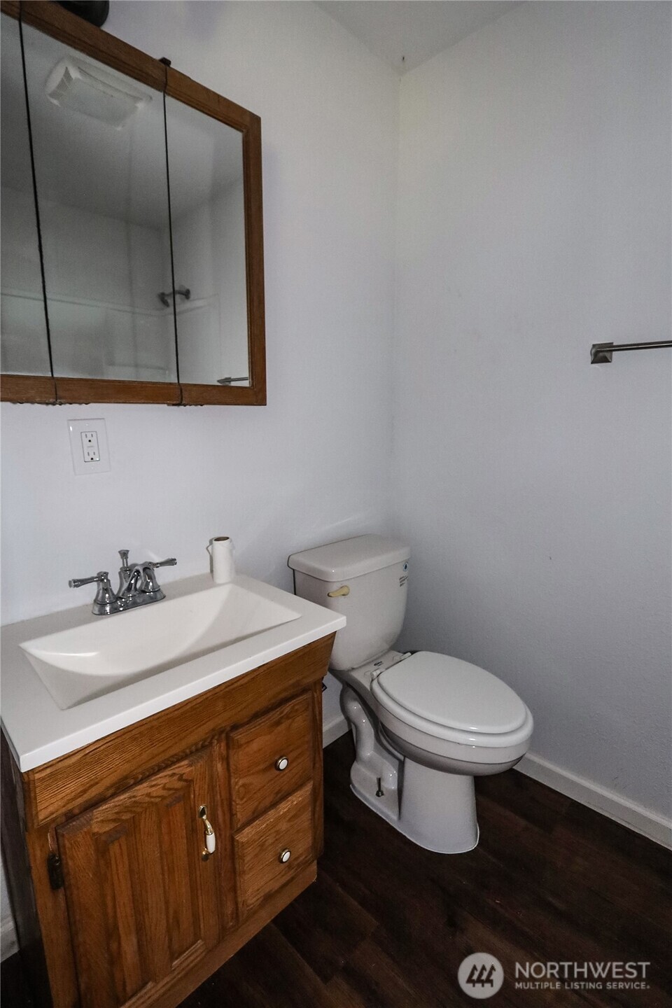 408 F Street Cosmopolis, WA 98537 - Photo 11 of 20