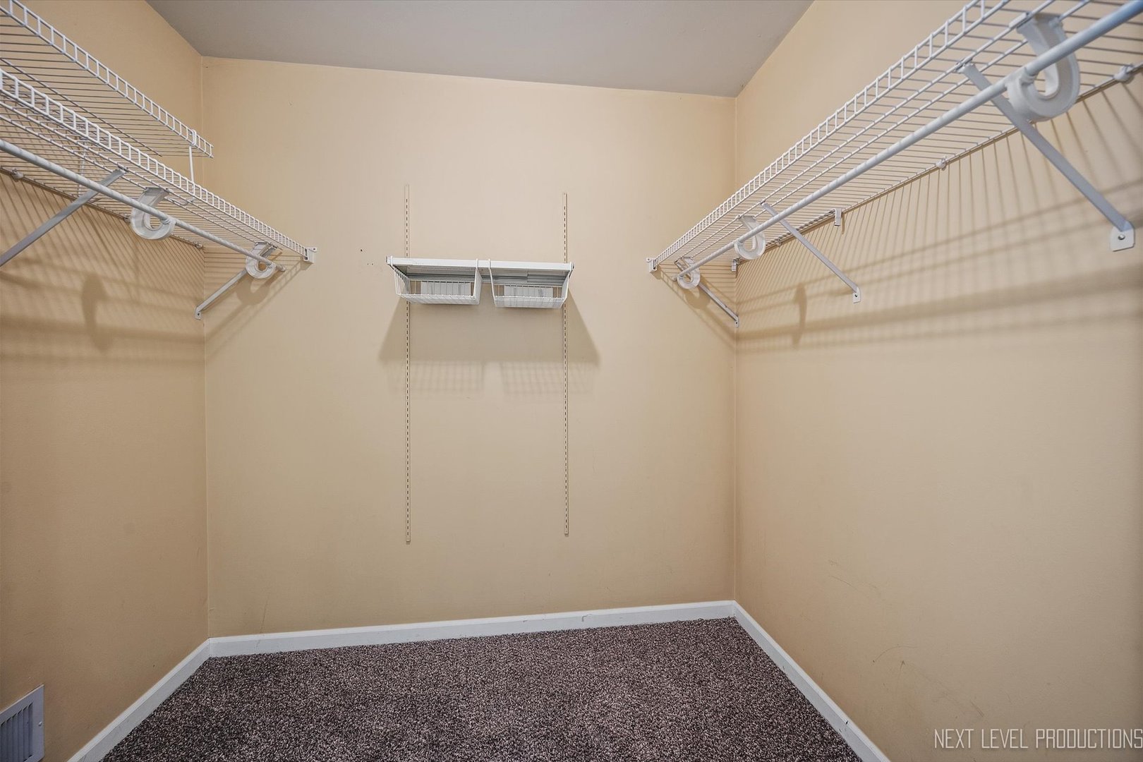 40W440 Winchester Way St. Charles, IL 60175 - Photo 25 of 36