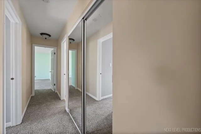 $425,000 | 40W440 Winchester Way, St. Charles, IL 60175