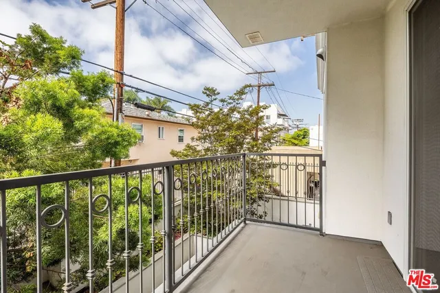 $4,895 | 1237 South Holt Avenue, Unit 205, Los Angeles, CA 90035