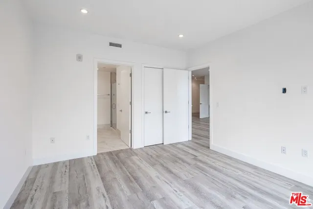 $4,895 | 1237 South Holt Avenue, Unit 205, Los Angeles, CA 90035