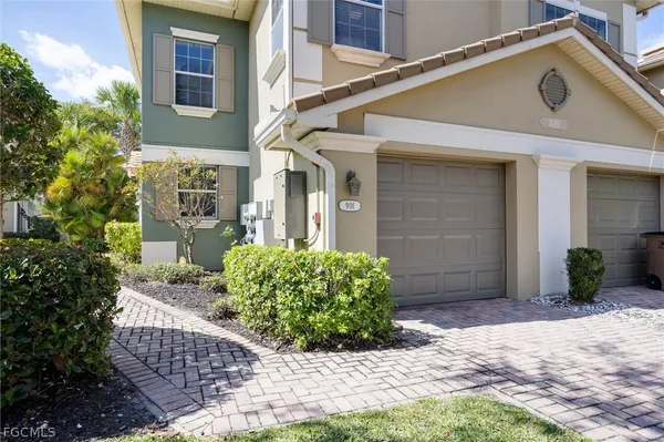 $5,500 | 3181 Cottonwood Bend, Unit 901, Fort Myers, FL 33905