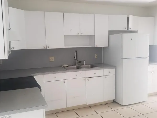 $1,690 | 2620 Storter Avenue, Unit A, Naples, FL 34112