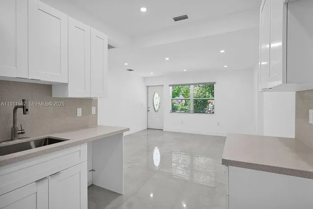 $470,000 | 17961 Northwest 2nd Place, Miami Gardens, FL 33169