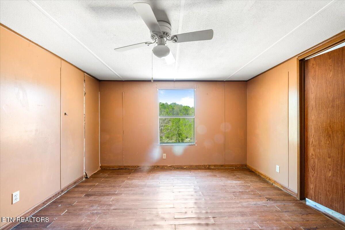 2332 Cove Pointe Road La Follette, TN 37766 - Photo 12 of 19 13-Cove Pointe Rd