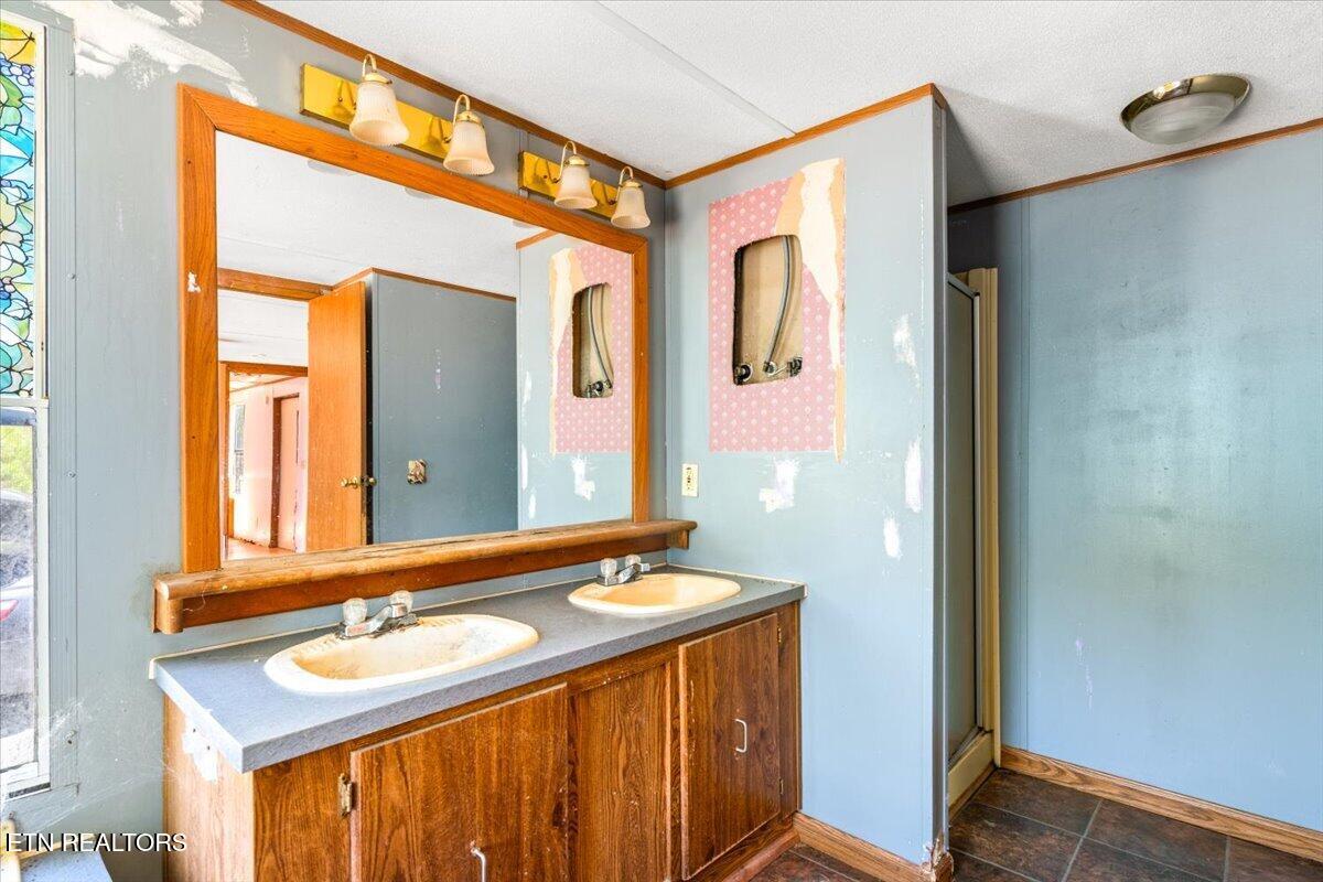 2332 Cove Pointe Road La Follette, TN 37766 - Photo 14 of 19 15-Cove Pointe Rd