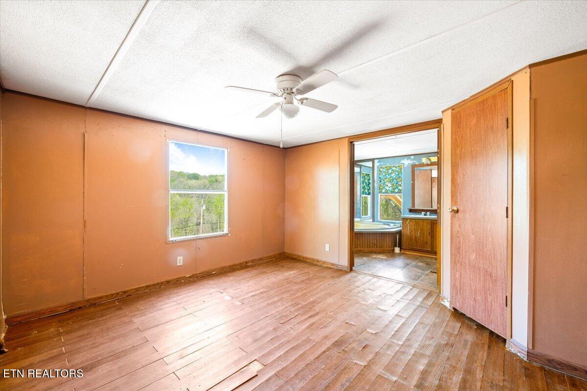 2332 Cove Pointe Road La Follette, TN 37766 - Photo 15 of 19 17-Cove Pointe Rd