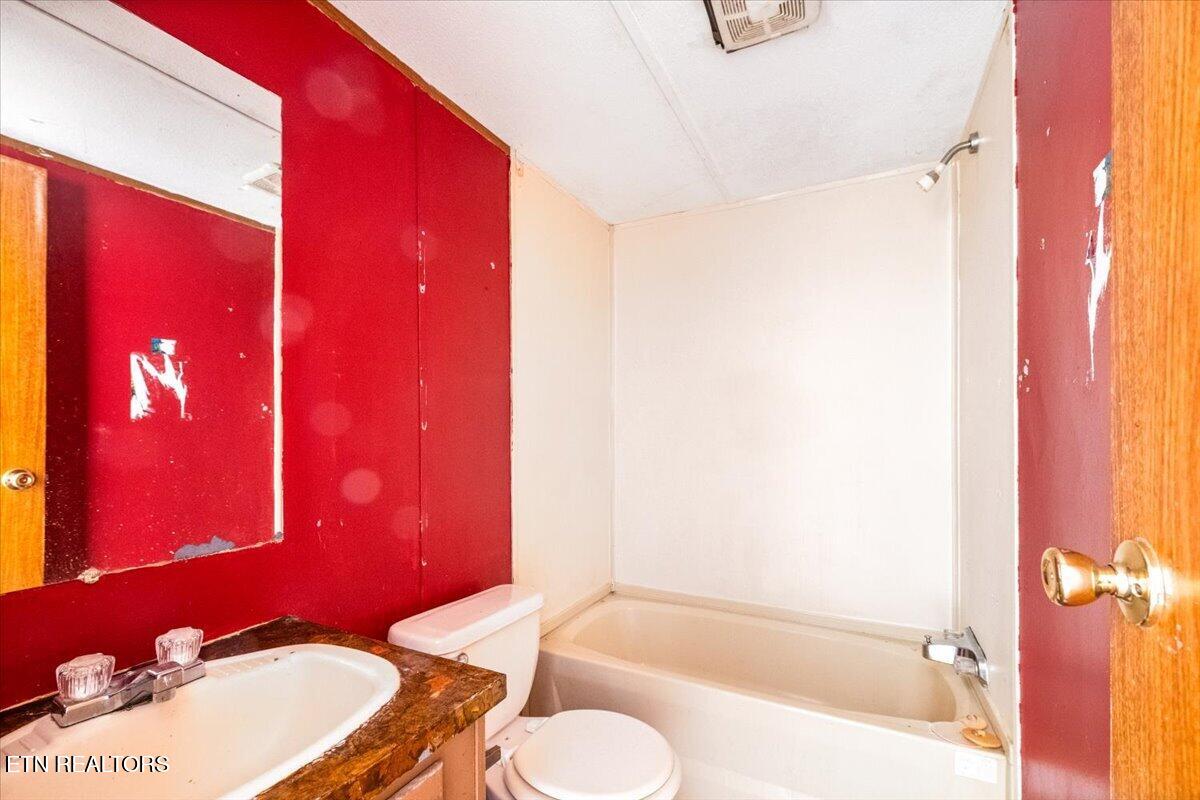 2332 Cove Pointe Road La Follette, TN 37766 - Photo 18 of 19 20-Cove Pointe Rd