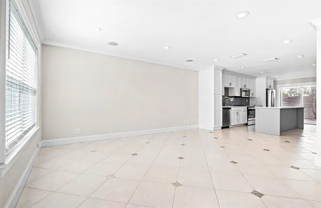 $3,500 | 1917 Northeast 3rd Street, Unit 113, Deerfield Beach, FL 33441